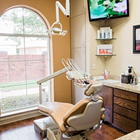 Comfortable dental waiting room