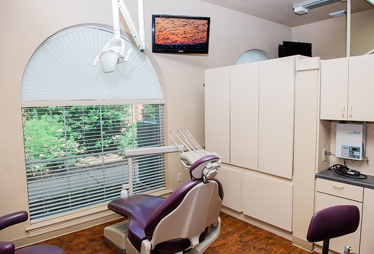 Comfortable dental exam room