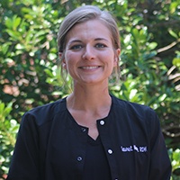 Headshot of Registered Dental Hygienist Laurel